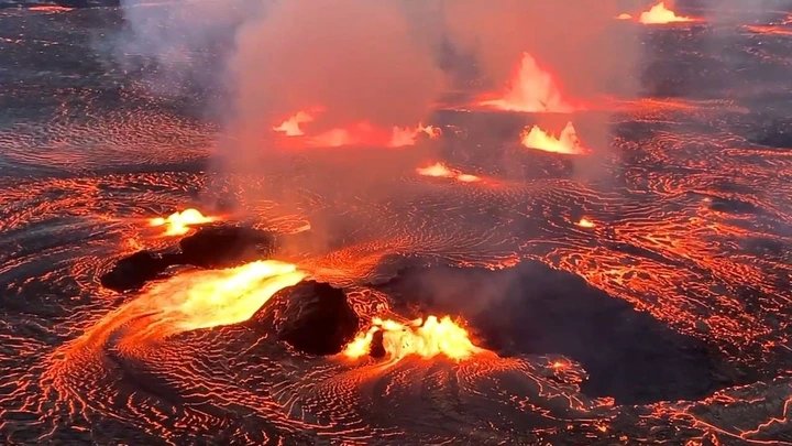 Usa Impressionnantes Images Du Volcan Kilauea De Nouveau En éruption à Hawaï Rdc News 